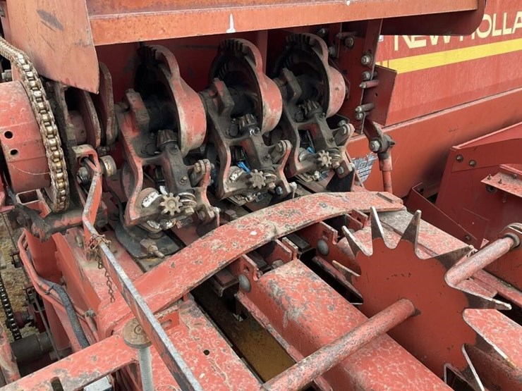 new-holland-515-image-15