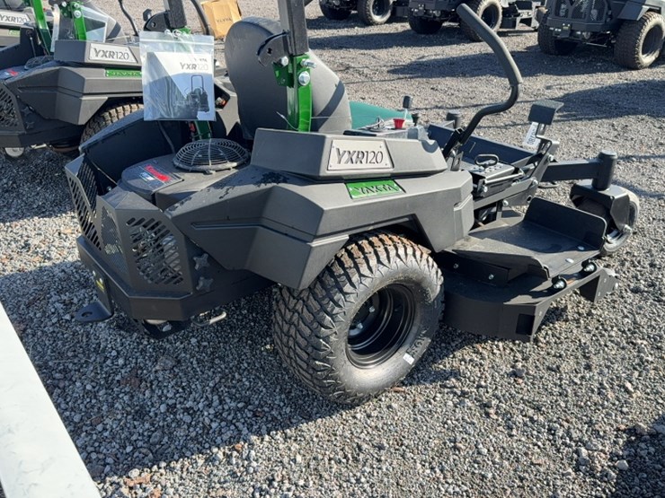#4052-•-yakta-yxr-120-zero-turn-mower-image-8
