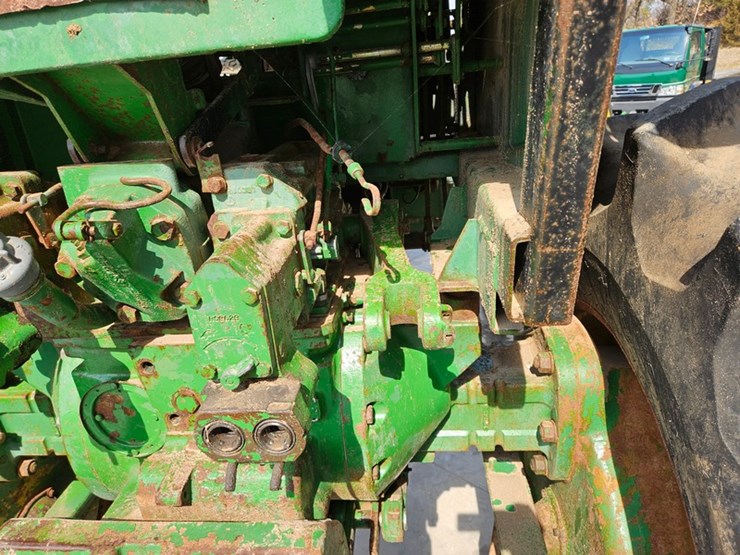 1982-john-deere-4240-image-23