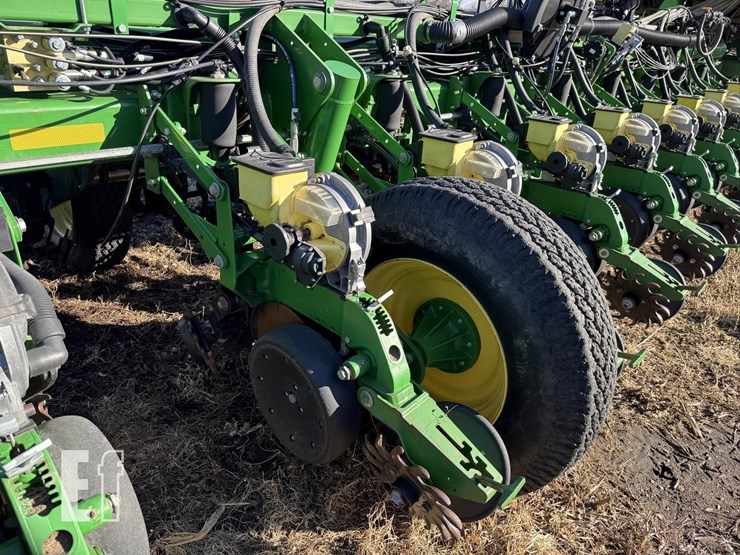 john-deere-1770-image-9