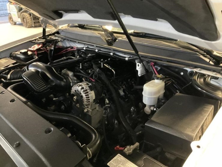 2014-chevrolet-tahoe-image-11