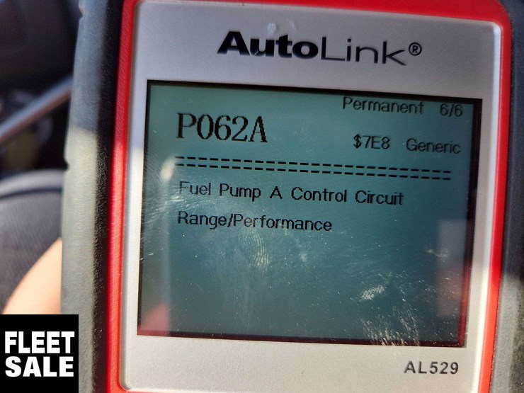 2019-ram-1500-classic-image-32