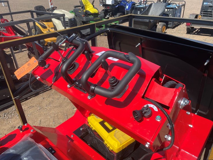 #368-•-unused-2026-agt-crawler-loader-(princeton,-mn)-image-11