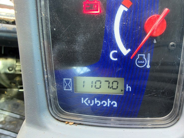 2021-kubota-svl97-2-image-12