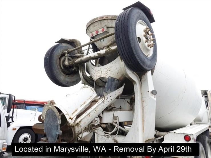 1996-mack-rd690s-image-31