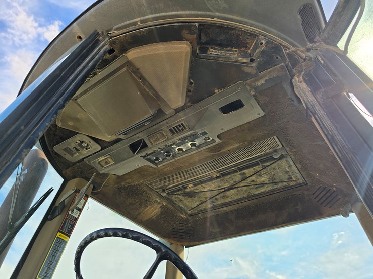 1992-john-deere-4760-image-5