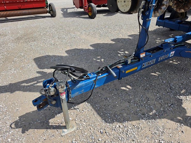 2010-kinze-3500-image-2