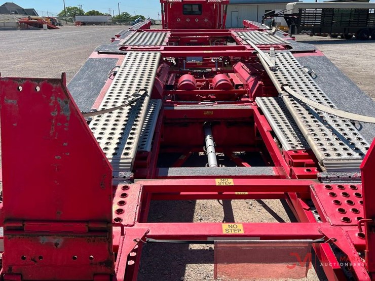 2015-peterbilt-389-image-9