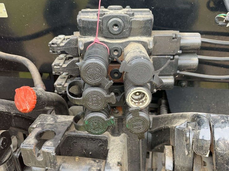 2020-ls-mt573-image-19