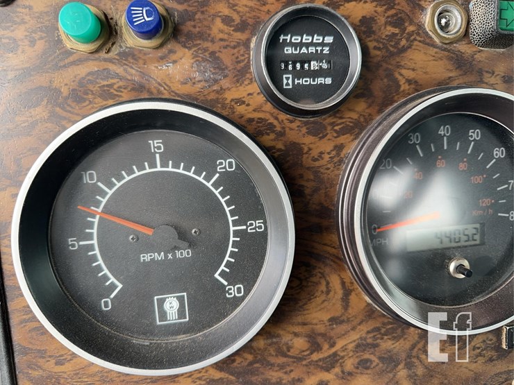 1998-kenworth-t800-image-71