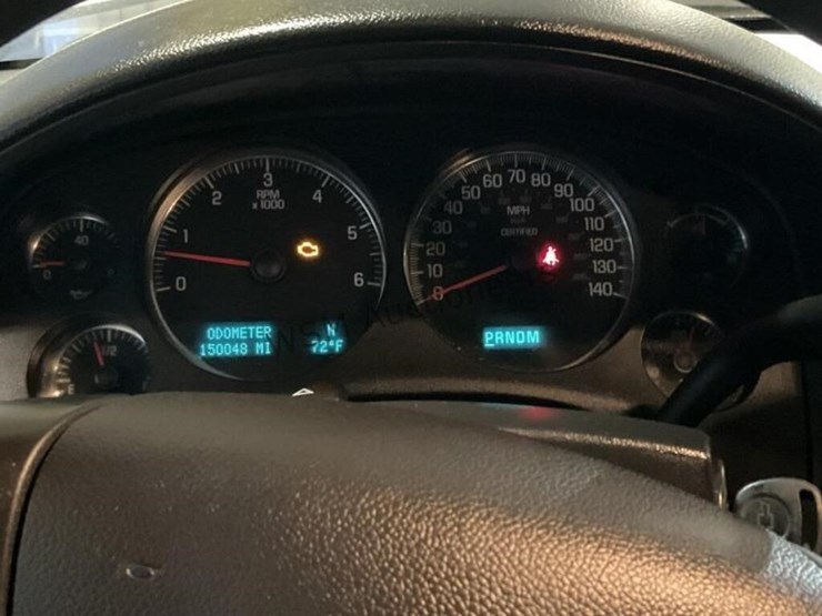 2014-chevrolet-tahoe-image-17