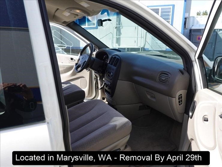 2001-dodge-grand-caravan-image-23