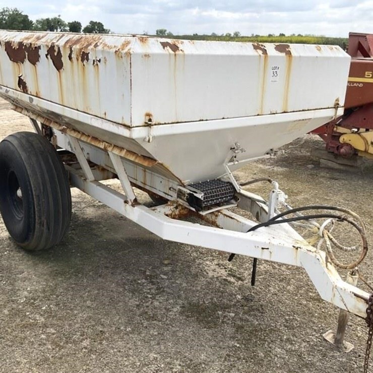 S&A 9'x6' Steel Pull Fertilizer Spreader