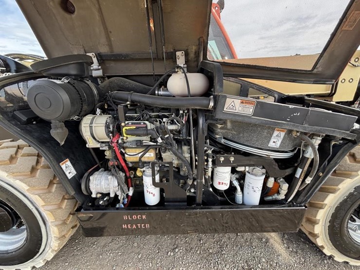 2017-jlg-g5-18a-image-40