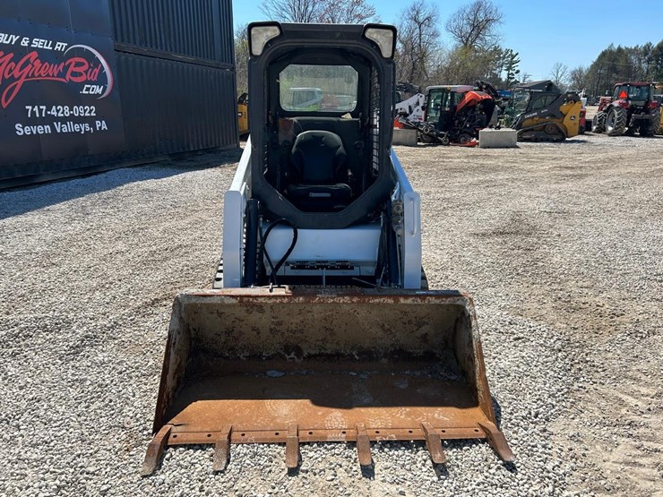 2016-bobcat-t450-image-7