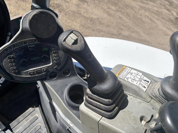 2019-bobcat-e50-image-34