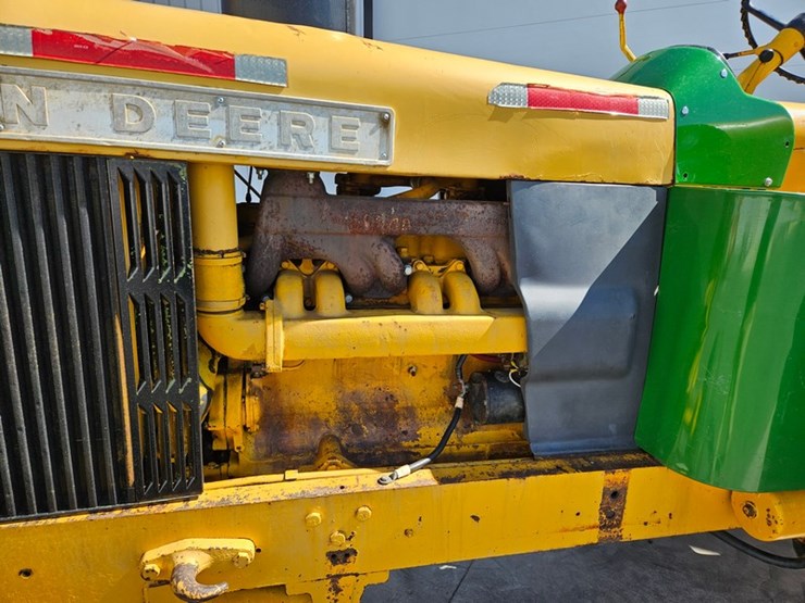 1967-john-deere-700-image-10