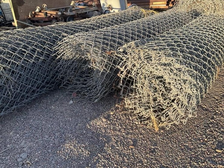 (3)-rolls-of-chainlink-image-5