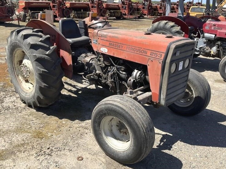massey-ferguson-253-image-1