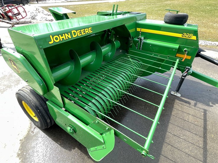 #144-•-john-deere-square-baler-(stoughton,-wi)-image-16