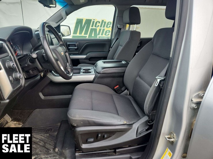 2018-chevrolet-silverado-1500-image-14