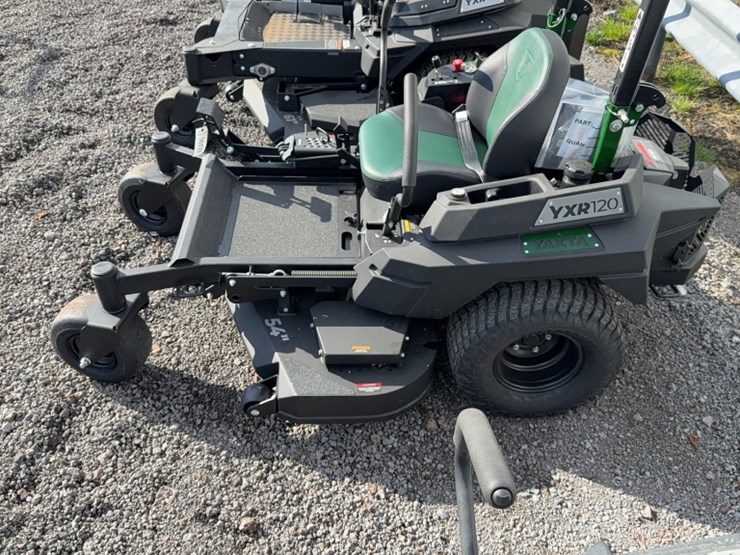 #4077-•-yakta-yxr-120-zero-turn-mower-image-12