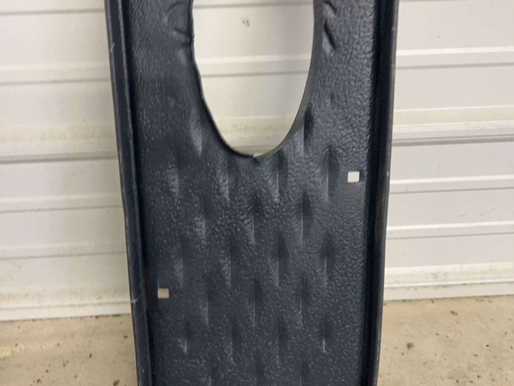 fordson-fender-parts-image-5