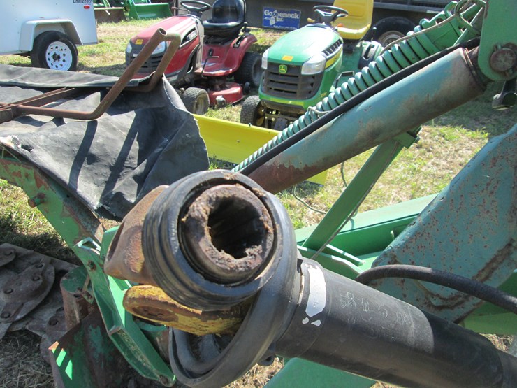 john-deere-275-image-12