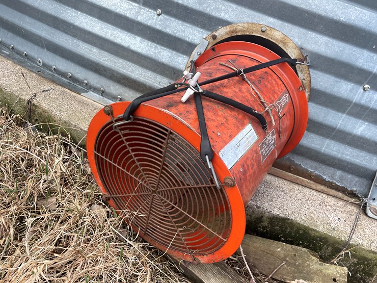 #100-•-westeel-rosco-grain-bin-(scandia,-mn)-image-8