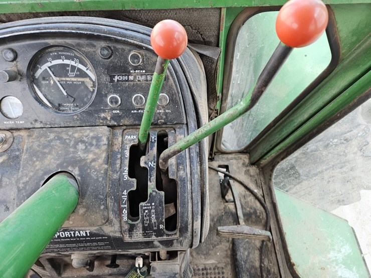 1974-john-deere-7520-image-44