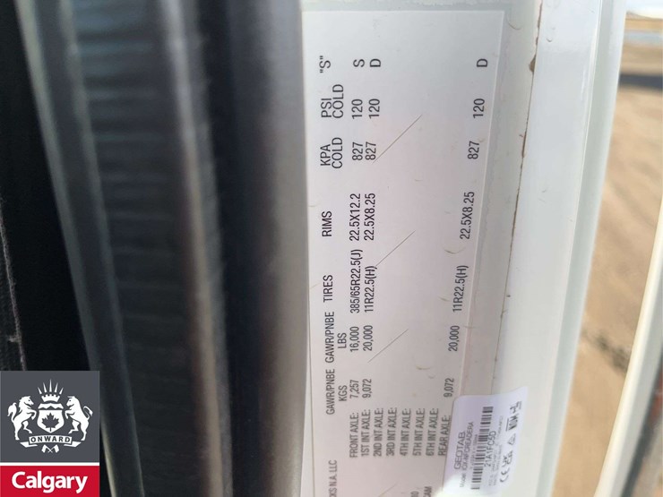 2016-freightliner-114sd-image-26