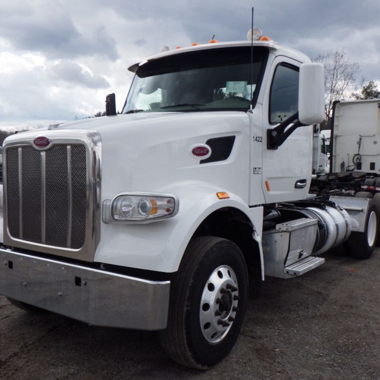 2019 PETERBILT 567