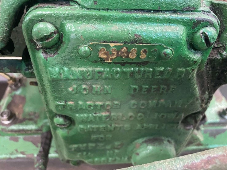john-deere-11-image-23