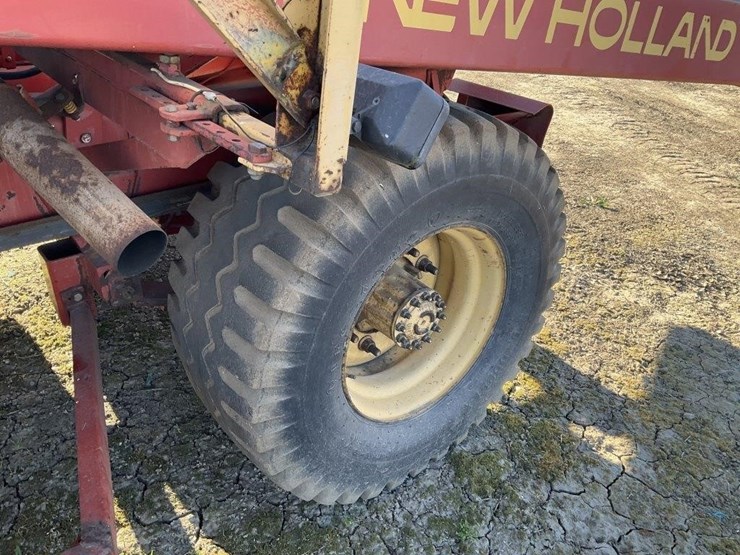 new-holland-1095-image-28