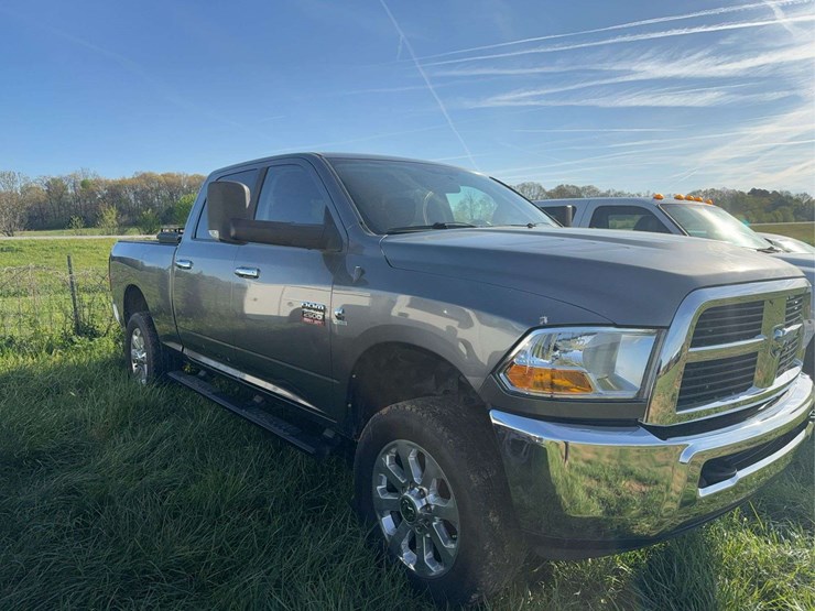 2011-dodge-ram-2500-image-3