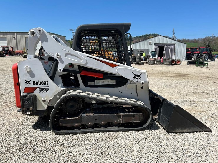 2020-bobcat-t595-image-5