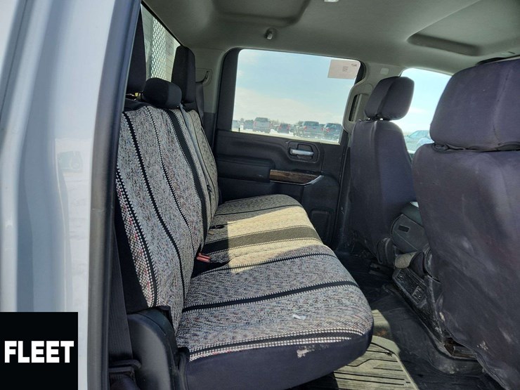 2021-gmc-sierra-2500hd-image-17