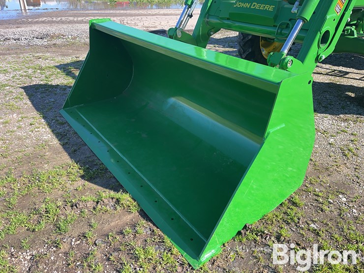 2020-john-deere-5055e-image-15