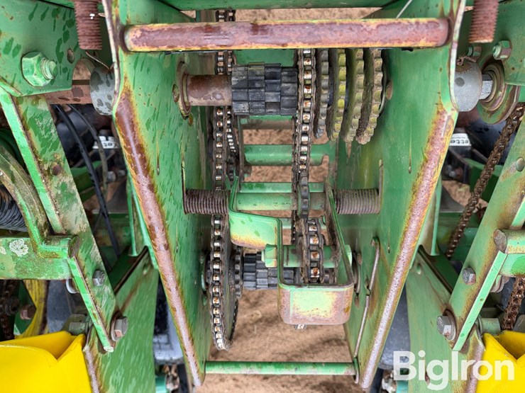 john-deere-1720-image-20