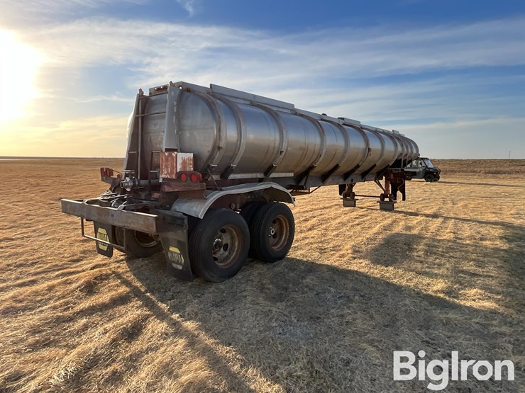 1960-fruehauf-trailer-image-5
