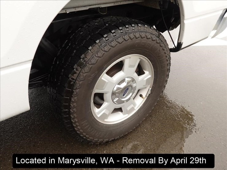 2014-ford-f150-xl-image-12