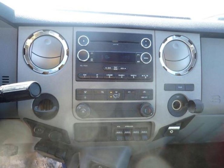 2016-ford-f750-image-16