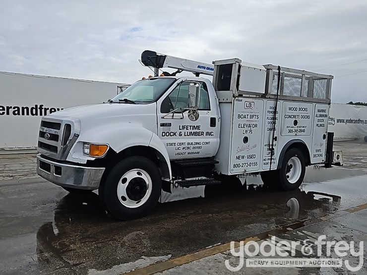 2006-ford-f750-image-1