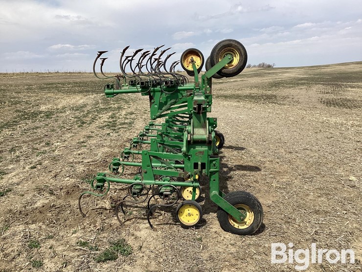 john-deere-85-image-4