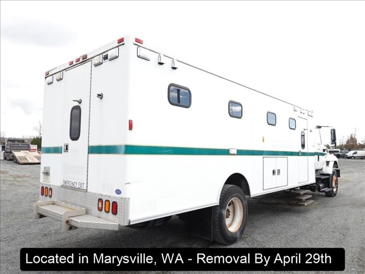 2008-international-7400-image-38