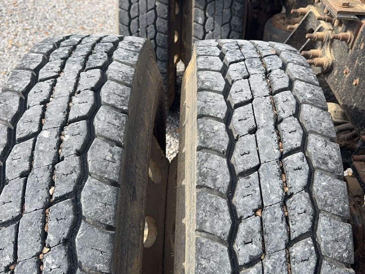 2012-international-prostar-image-22