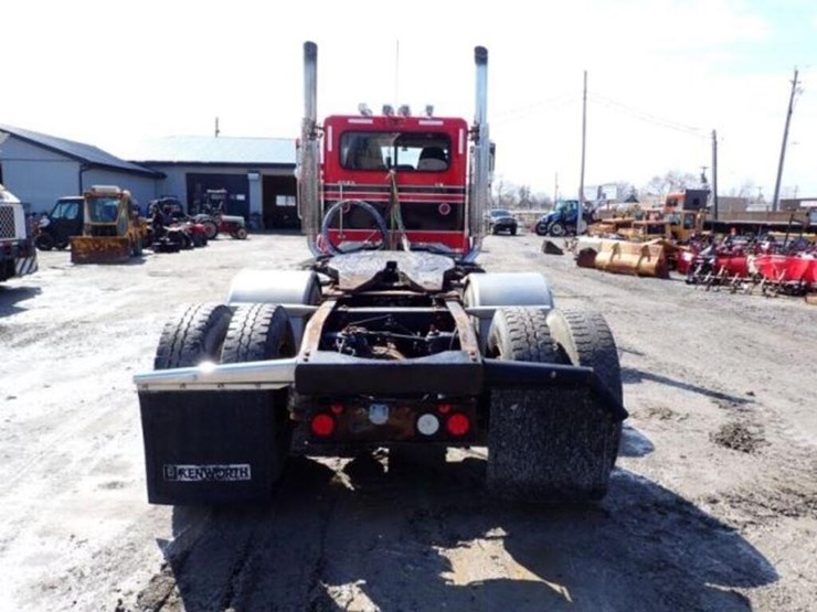 2014-peterbilt-389-image-6