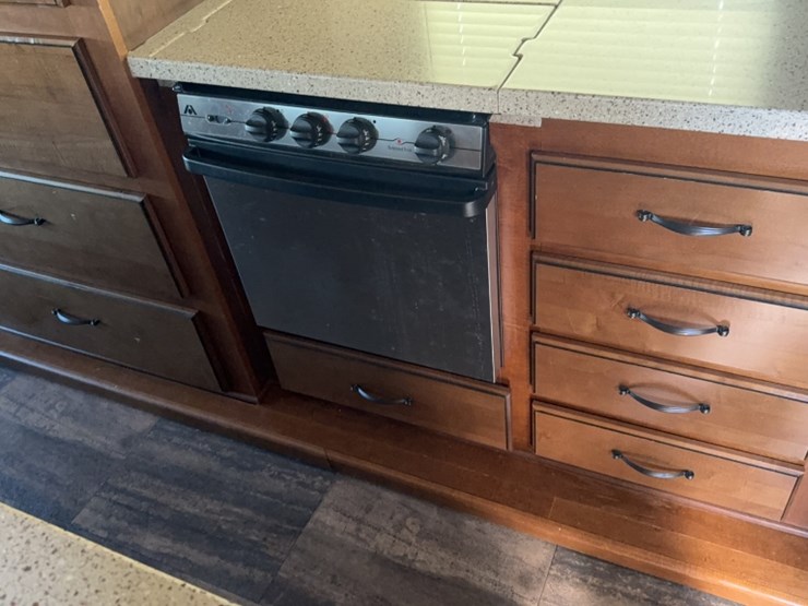 #3003-•-2014-big-horn-39'-5th-wheel-camper-image-29