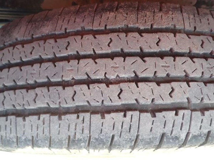 2022-chevrolet-2500hd-image-77