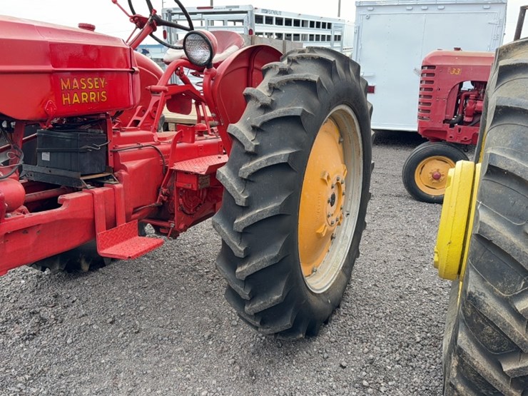 massey-ferguson-44-image-14